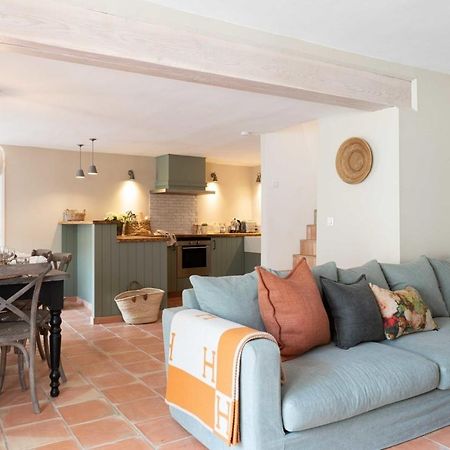 Pretty Historical Village House Grimaud Esterno foto