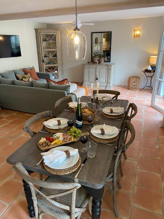 Pretty Historical Village House Grimaud Esterno foto