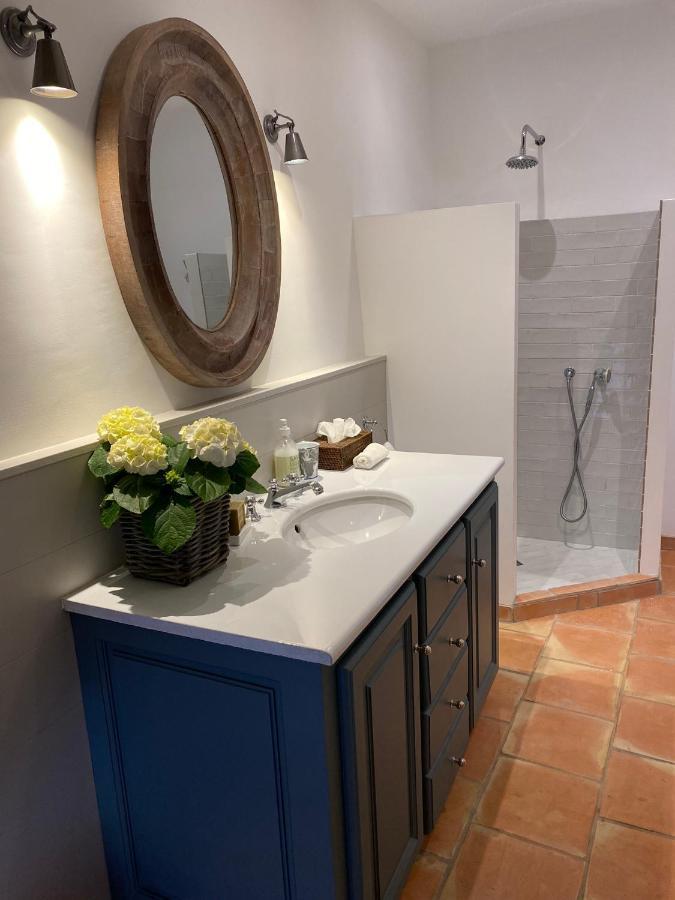 Pretty Historical Village House Grimaud Esterno foto